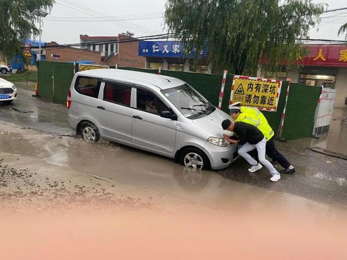 西安积水路段现状更新，城市排水系统的挑战及应对策略